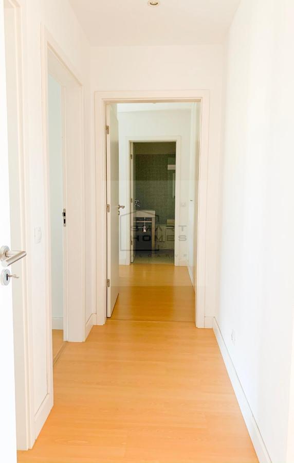 Bright & Spacious 2 Bed Flat 2 Bath W Garage In Lagos Marina エクステリア 写真