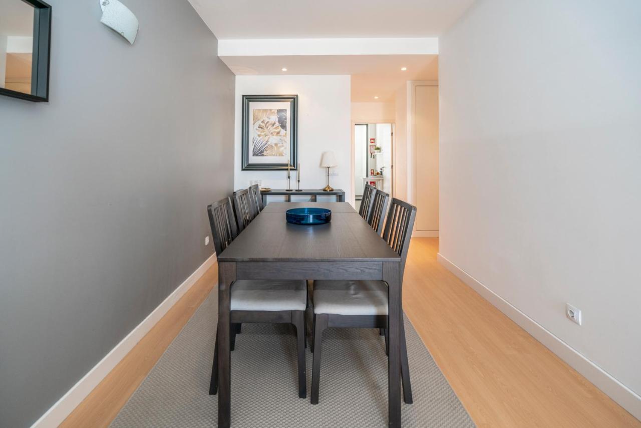 Bright & Spacious 2 Bed Flat 2 Bath W Garage In Lagos Marina エクステリア 写真